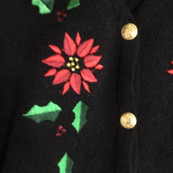 Croft & Barrrow Christmas vest. Size medium - Picture 7 of 8